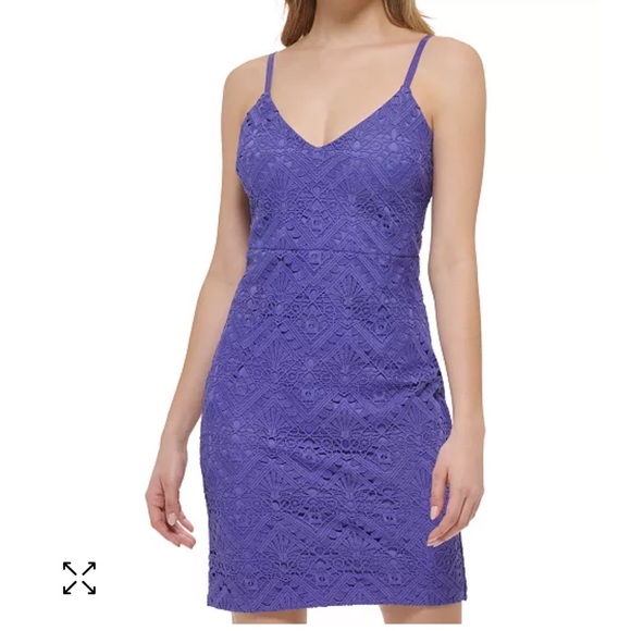 Guess Geo Lace Dress in violet - Picture 3 of 9